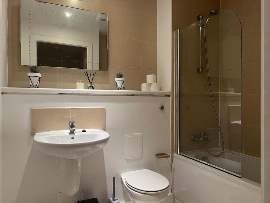 2 Bedroom City Center Apartment مانشستر المظهر الخارجي الصورة